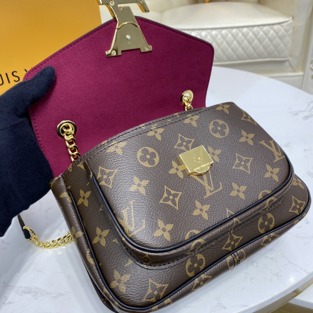 Louis Vuitton PASSY Handbag Monogram M45592